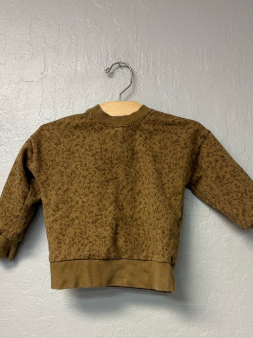 $18 ADD ON jamie kay cotton floral sweatshirt 1Y Zara Hanna Andersson Baby Gap
